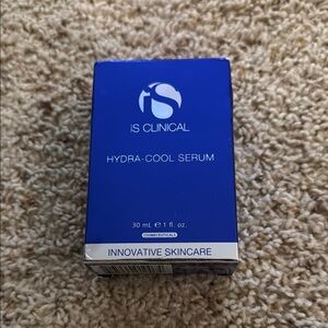 IS Clinical Hydra-Cool Serum Skincare